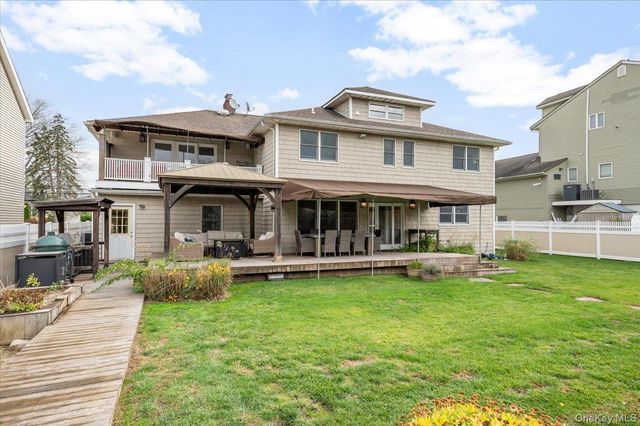 3476 Colony Drive, Baldwin Harbor, NY 11510