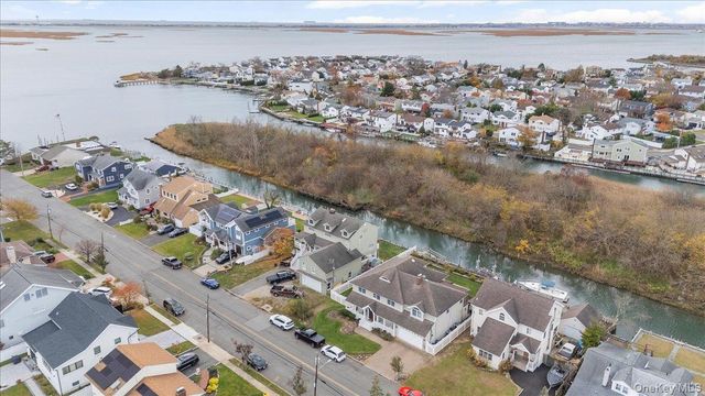 3476 Colony Drive, Baldwin Harbor, NY 11510