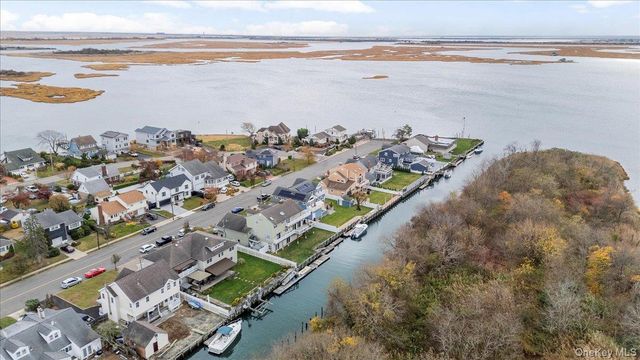 3476 Colony Drive, Baldwin Harbor, NY 11510