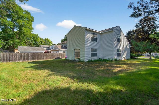 238 Meadowlark Drive, Ballston Spa, NY 12020