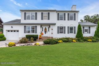 3 Harbor View Lane, Toms River, NJ 08753
