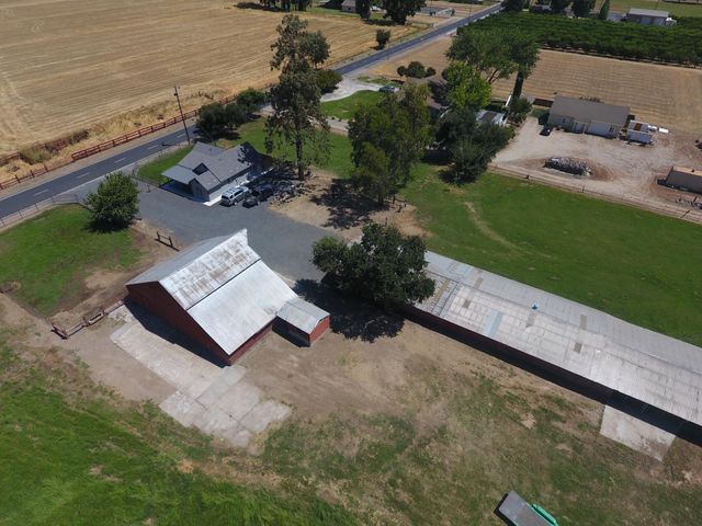 20383 Sutliff Rd, Escalon, CA 95320