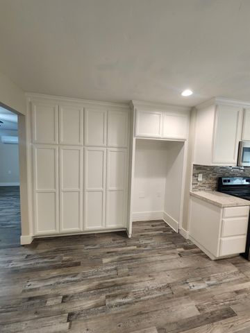 20383 Sutliff Rd, Escalon, CA 95320