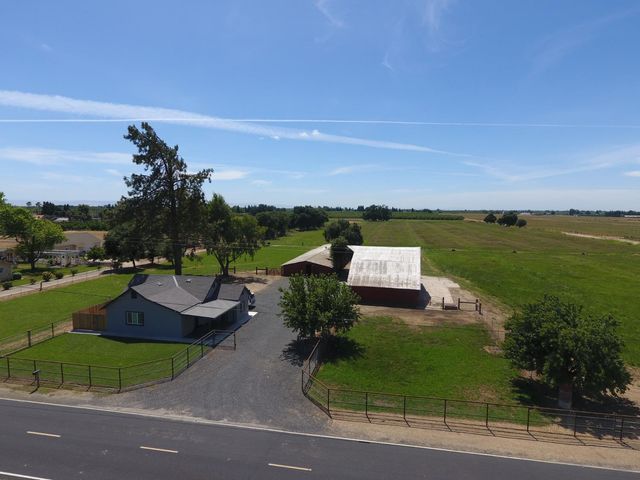 20383 Sutliff Rd, Escalon, CA 95320