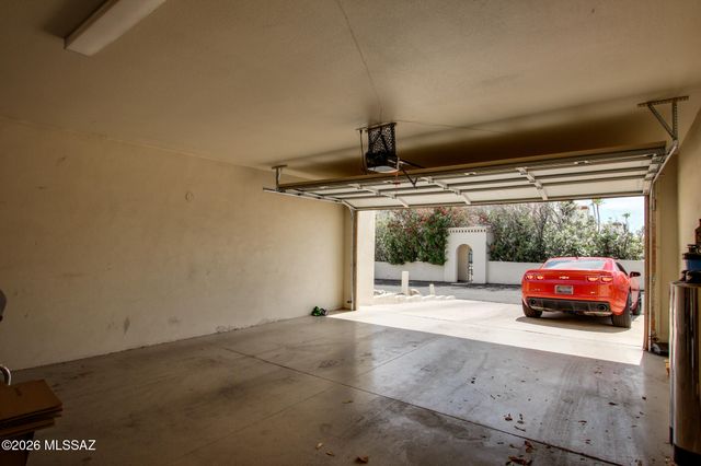 6100 N Oracle Rd Apt 19, Tucson, AZ 85704