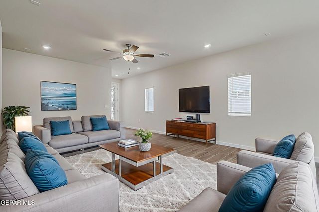 5744 Adamsville Avenue, El Paso, TX 79934