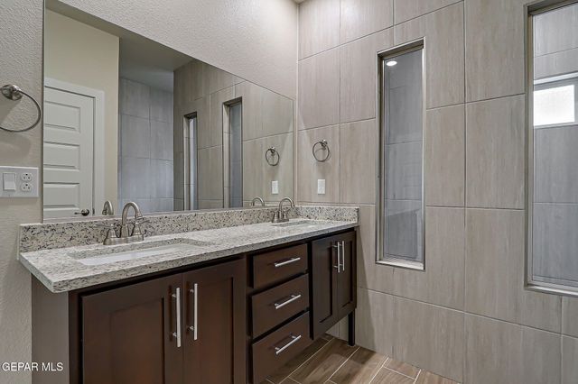 5744 Adamsville Avenue, El Paso, TX 79934