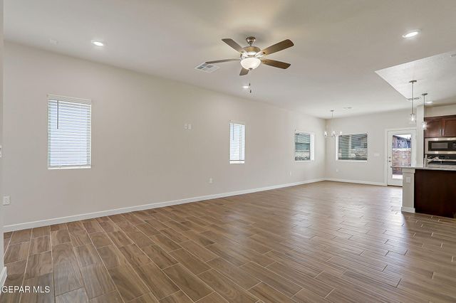 5744 Adamsville Avenue, El Paso, TX 79934