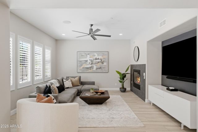 9421 E TRAILSIDE View, Scottsdale, AZ 85255