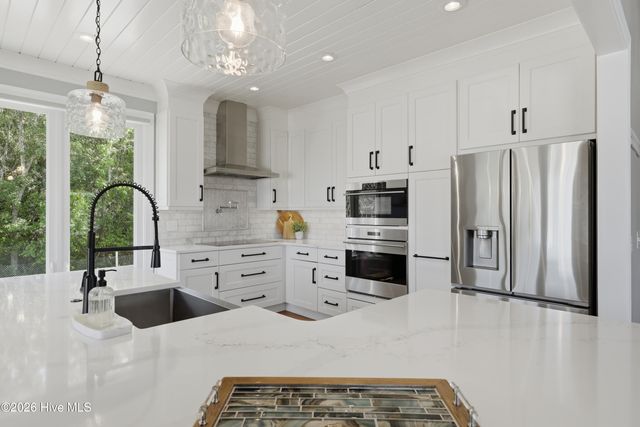 907 Radnor Road, Wilmington, NC 28409