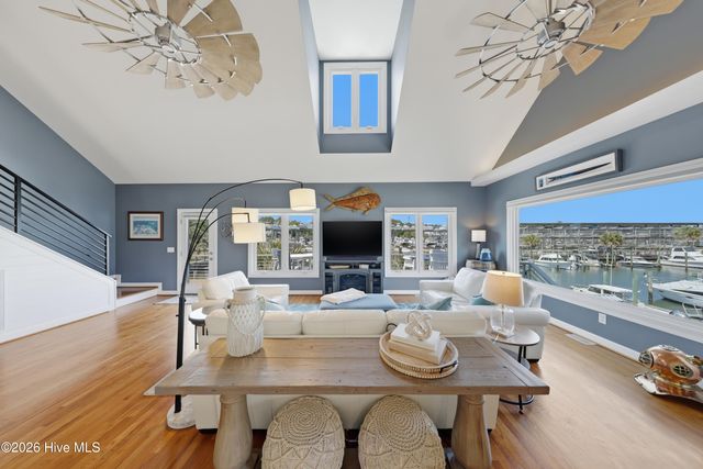 907 Radnor Road, Wilmington, NC 28409