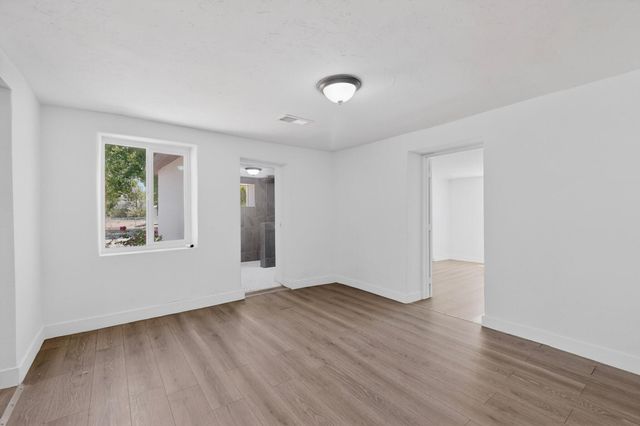 1104 E River Road, Belen, NM 87002