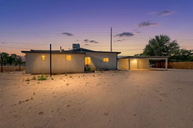1104 E River Road, Belen, NM 87002