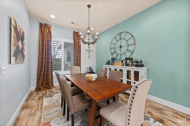 15521 Georges letour Avenue, Bakersfield, CA 93314