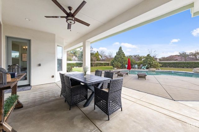 15521 Georges letour Avenue, Bakersfield, CA 93314