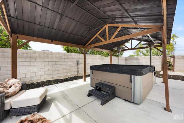 15521 Georges letour Avenue, Bakersfield, CA 93314
