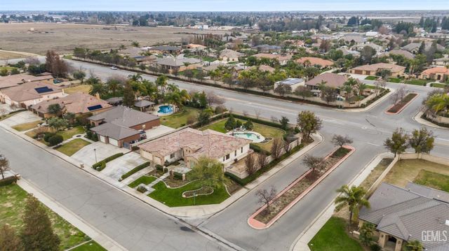 15521 Georges letour Avenue, Bakersfield, CA 93314