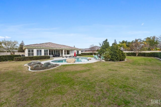 15521 Georges letour Avenue, Bakersfield, CA 93314