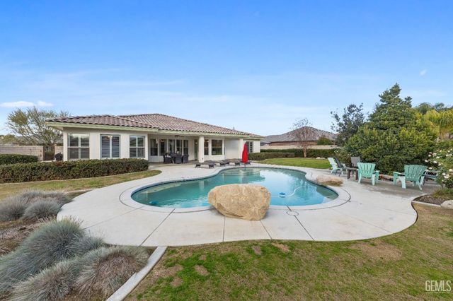 15521 Georges letour Avenue, Bakersfield, CA 93314