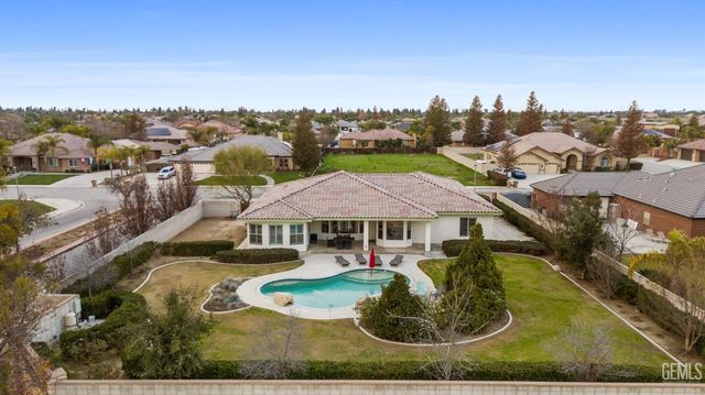 15521 Georges letour Avenue, Bakersfield, CA 93314