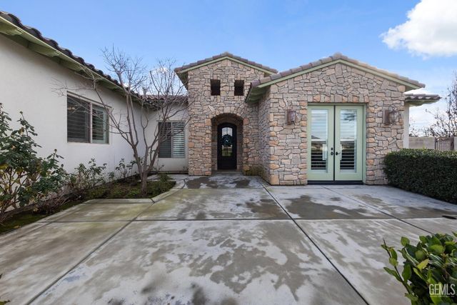 15521 Georges letour Avenue, Bakersfield, CA 93314