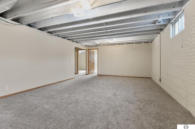 1945 W Q Street, Lincoln, NE 68528