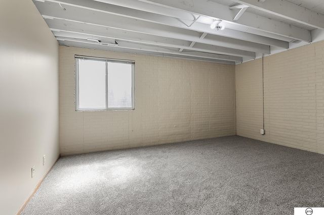 1945 W Q Street, Lincoln, NE 68528