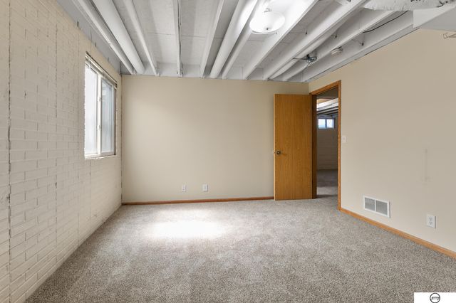 1945 W Q Street, Lincoln, NE 68528