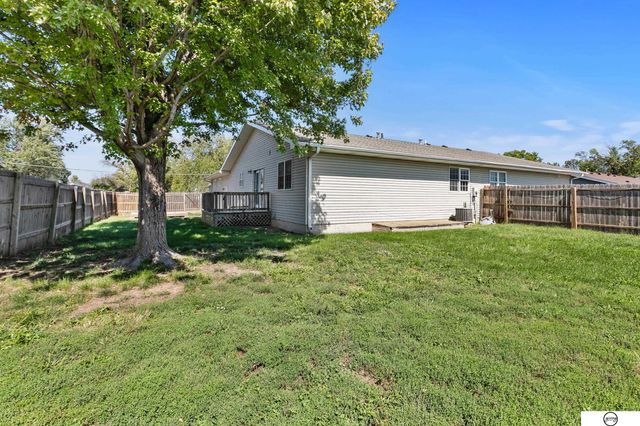 1945 W Q Street, Lincoln, NE 68528