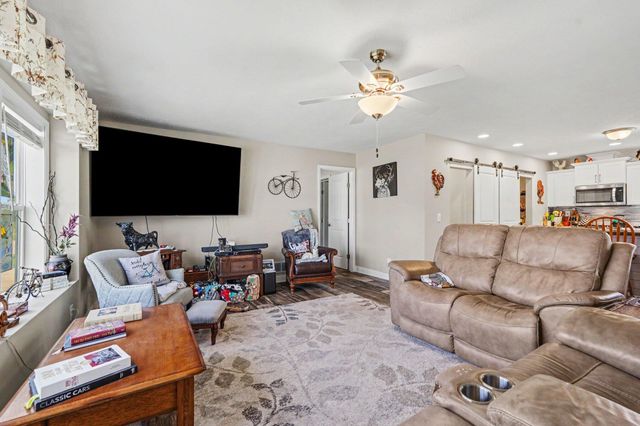 3676 Hollyfield Drive, Cedar Springs, MI 49319