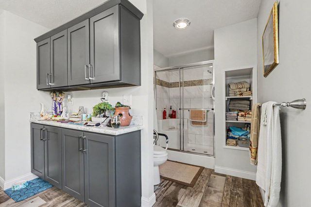 3676 Hollyfield Drive, Cedar Springs, MI 49319