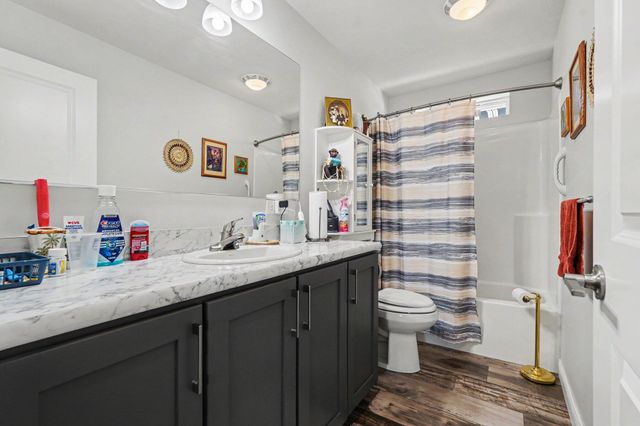 3676 Hollyfield Drive, Cedar Springs, MI 49319