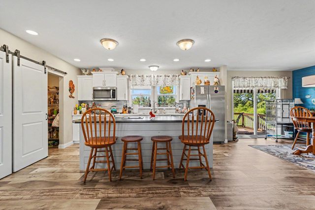3676 Hollyfield Drive, Cedar Springs, MI 49319