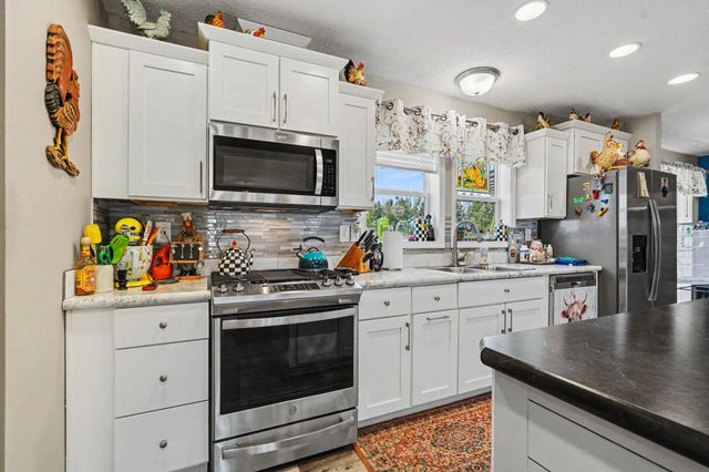 3676 Hollyfield Drive, Cedar Springs, MI 49319