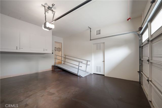 12023 Laurel Lane, Studio City, CA 91604