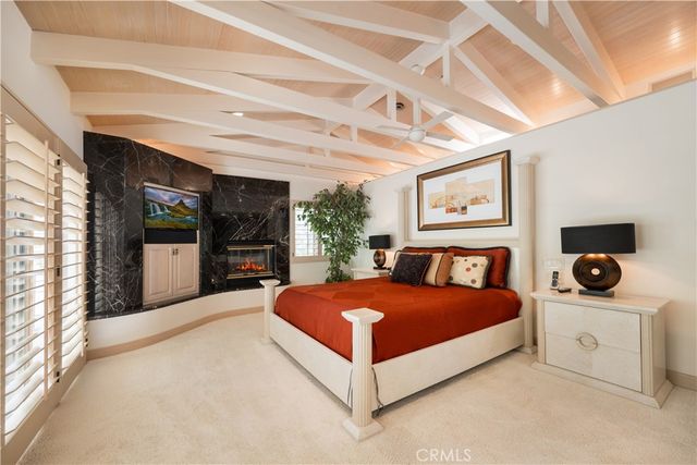 12023 Laurel Lane, Studio City, CA 91604