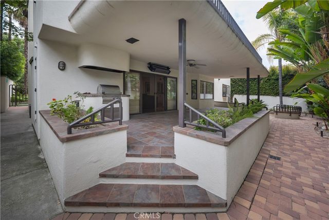 12023 Laurel Lane, Studio City, CA 91604