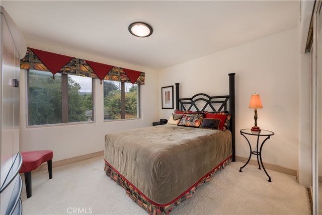12023 Laurel Lane, Studio City, CA 91604