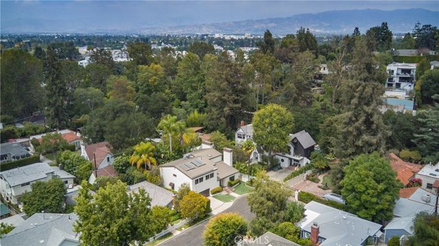 12023 Laurel Lane, Studio City, CA 91604