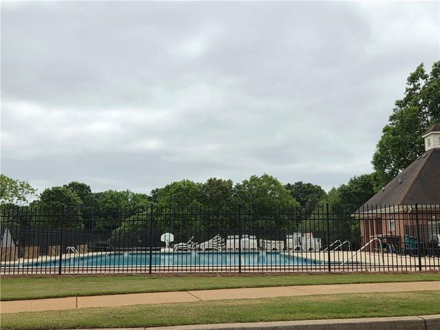2355 Pemberton Point, Buford, GA 30519