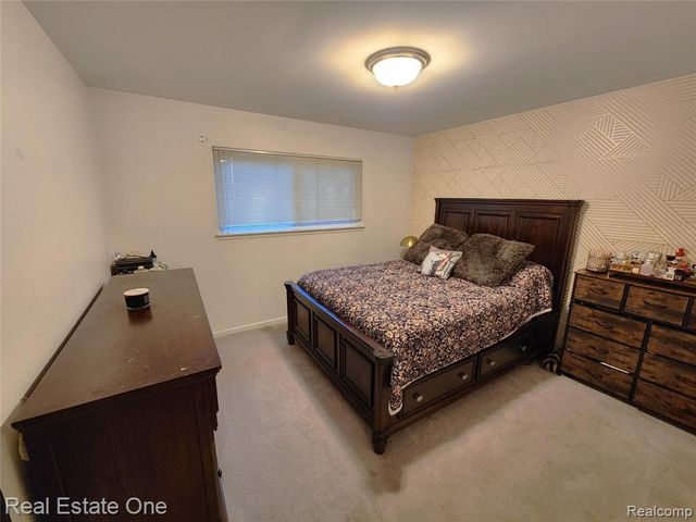 35636 Bonneville Drive, Sterling Heights, MI 48312