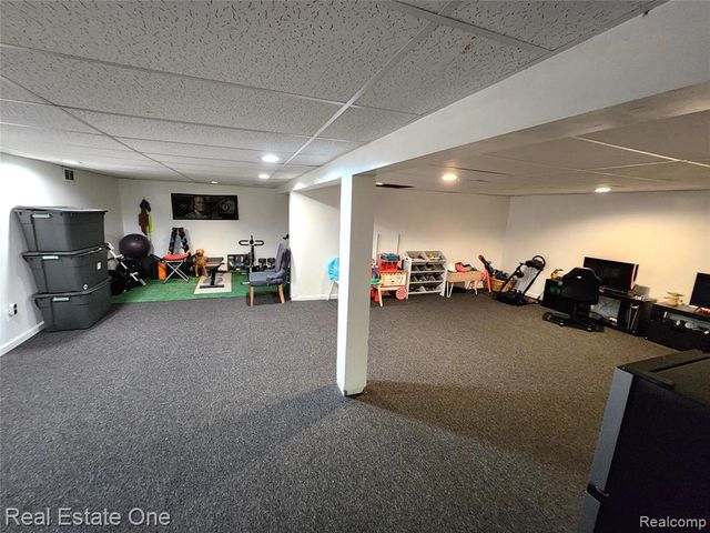 35636 Bonneville Drive, Sterling Heights, MI 48312