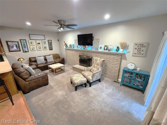 35636 Bonneville Drive, Sterling Heights, MI 48312