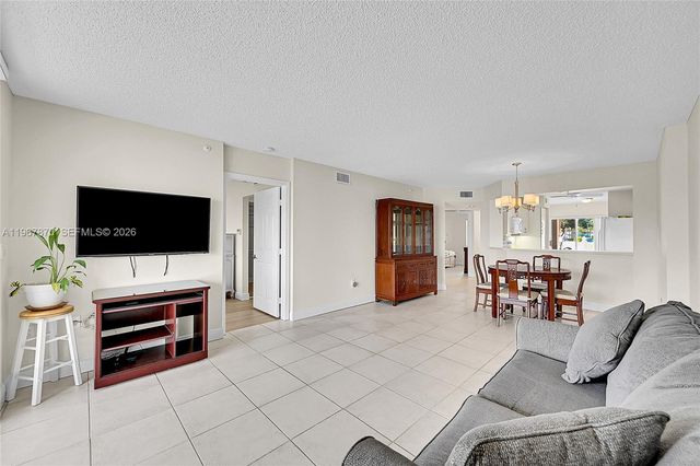 9575 Weldon Cir C113, Tamarac, FL 33321