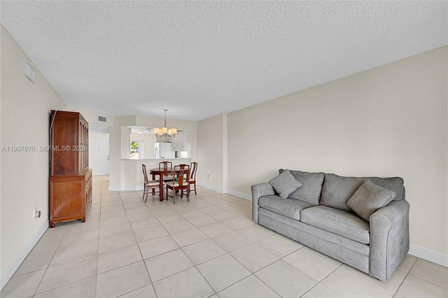 9575 Weldon Cir C113, Tamarac, FL 33321