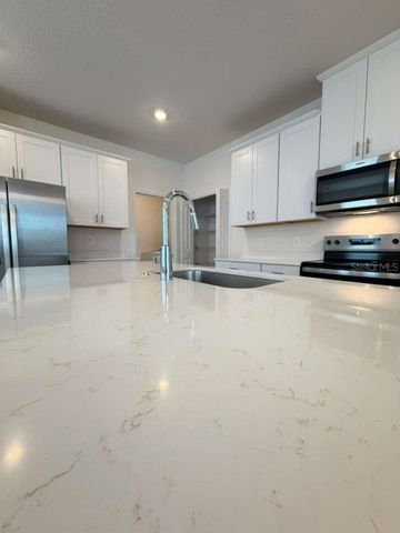 2265 HEN ROAD, Minneola, FL 34715