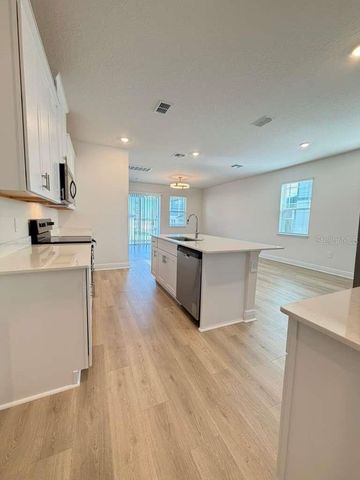 2265 HEN ROAD, Minneola, FL 34715