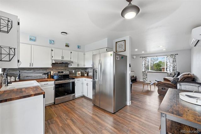 971 S Yarrow Street, Denver, CO 80226