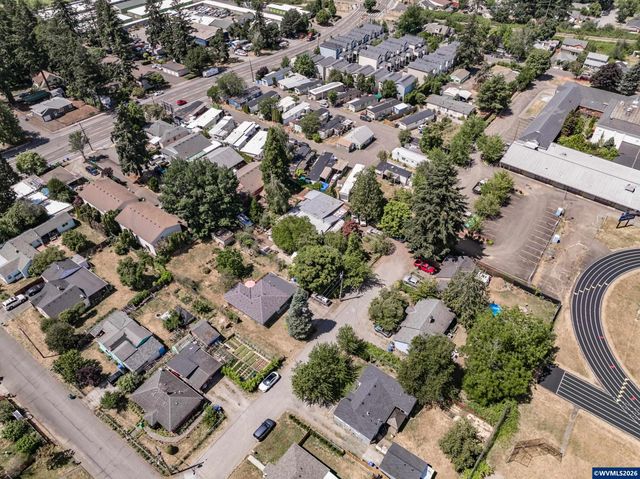 6025 SE 124th Av, Portland, OR 97236