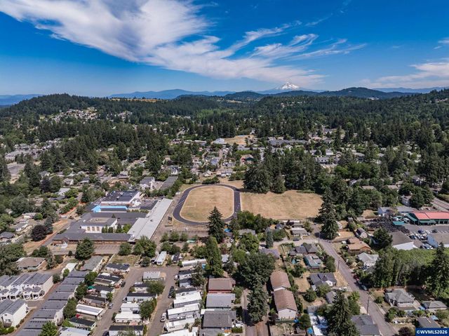 6025 SE 124th Av, Portland, OR 97236
